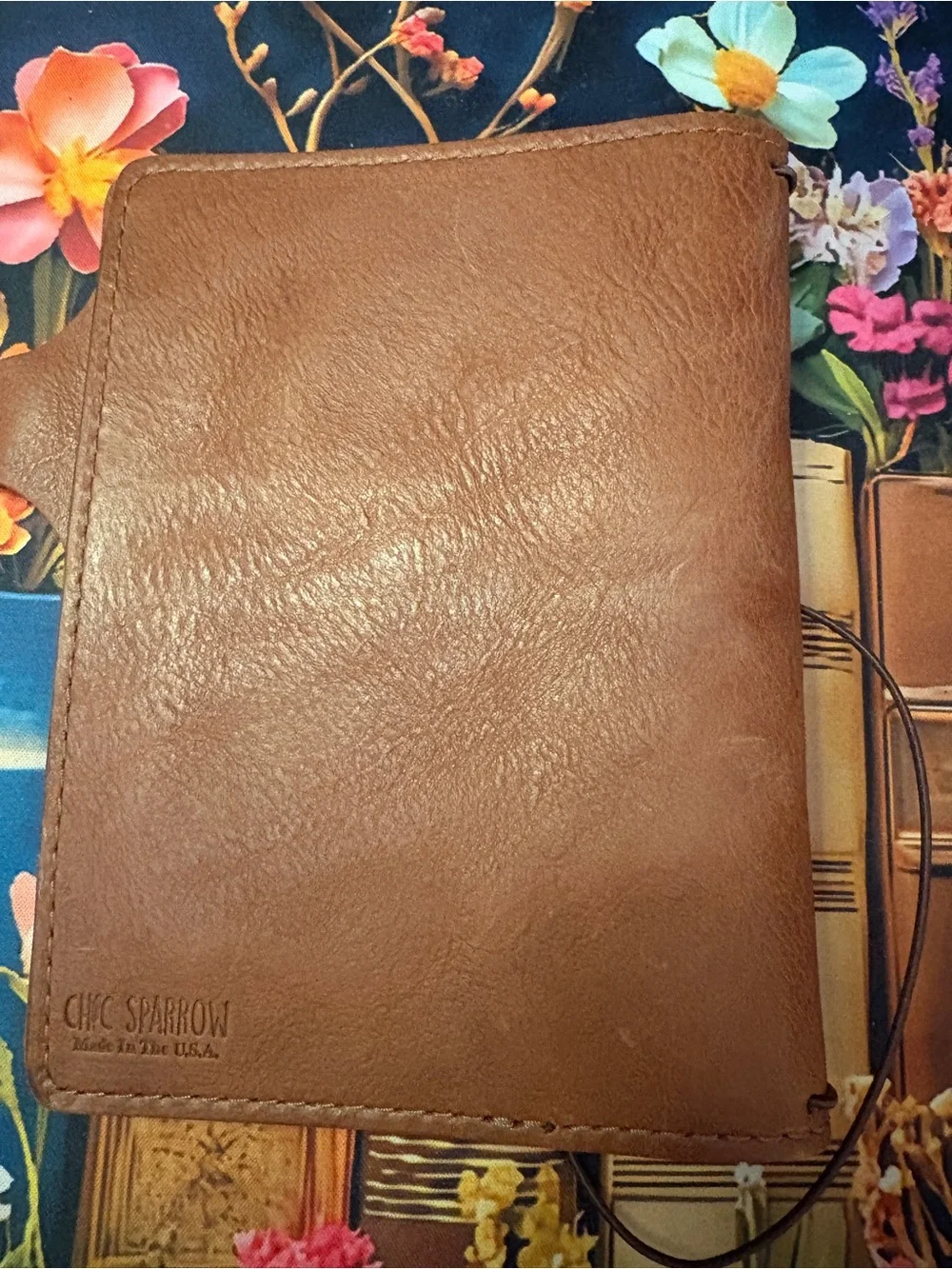 Chic Sparrow crème brûlée - B6 size leather journal cover